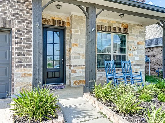4th image of 32246 River Birch Ln