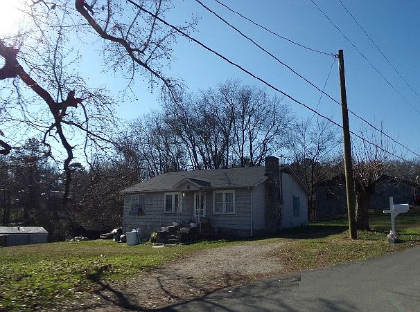 1st image of 135 Orchard Ave