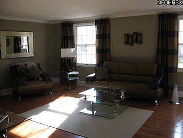 4th image of 2693 Brunswick Ln