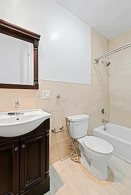 Rented by REAL New York | media 9