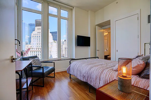 Rented by Realmart Realty LLC | media 24