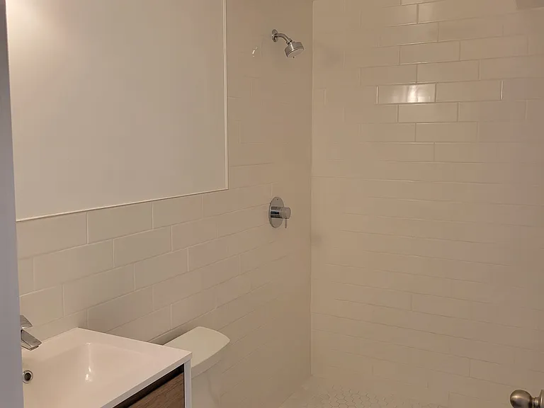 2400 17th Ave — Photo 13