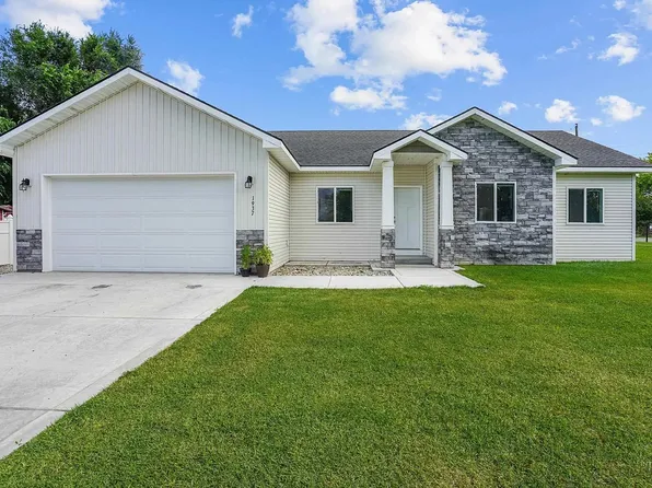 1937 15th St, Heyburn, ID 83336