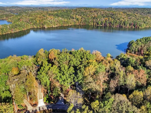 139 Indian Hills Dr, Westminster, SC 29693