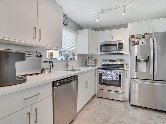 5th image of 15216 Lakes Of Delray Boulevard #129