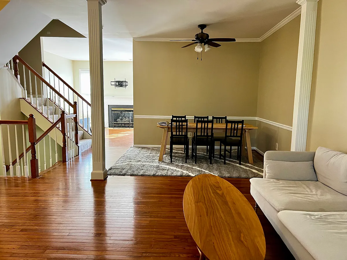 Building Photo - 2403 Fieldcreek Dr