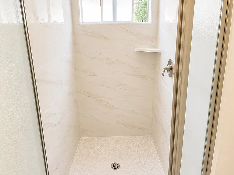 831 3rd St #101 — Photo 24