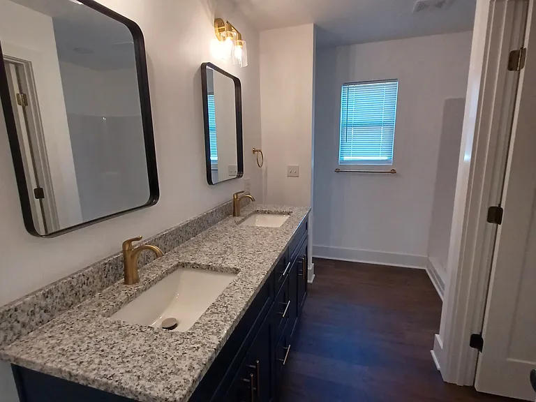 223 Cornwell Ave #1 — Photo 6