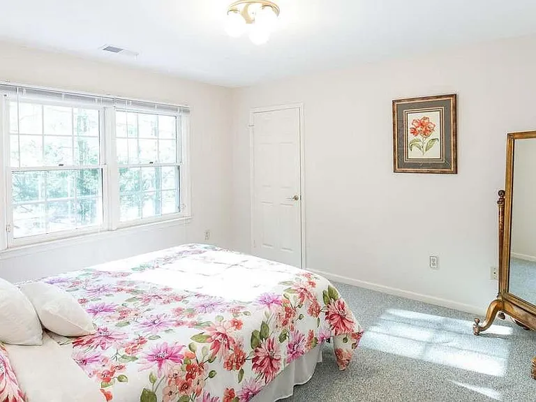 9720 Holloway Hill Ct — Photo 21