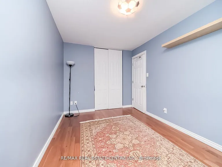 126 Culham St — Photo 15