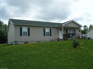 4 Minton Dr, Selinsgrove, PA 17870