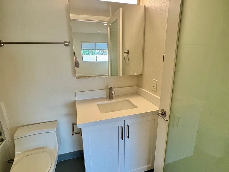 1628 S Bundy Dr #208 — Photo 14