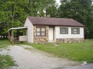 312 S Dowling St, Austin, IN 47102