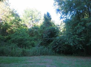 202 Sunnybrook Dr, Perry, GA 31069