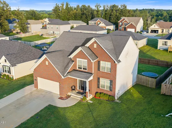 311 Merlot Ct, Vine Grove, KY 40175
