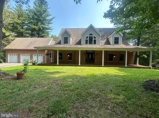 14205 Milltown Rd, Lovettsville, VA 20180