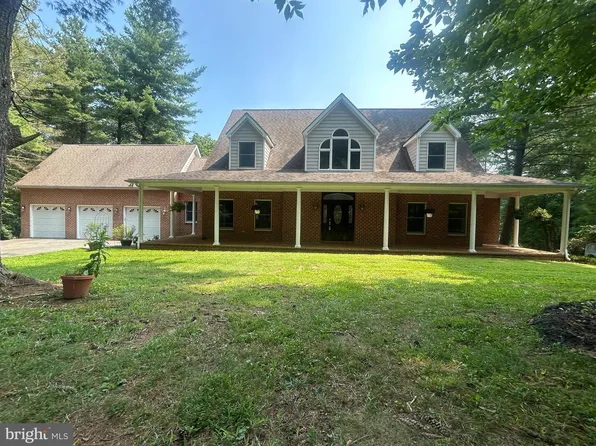 14205 Milltown Rd, Lovettsville, VA 20180