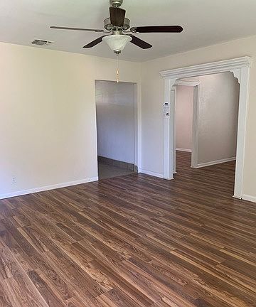2nd image of 115 Andricks Dr