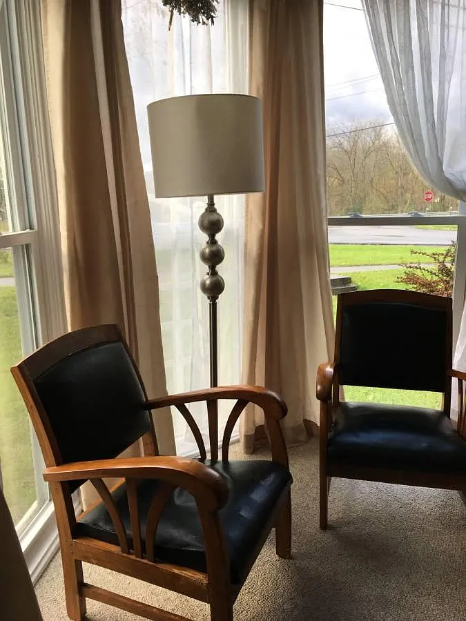 5 bed, 2300 sqft, $3,000 — Photo 3