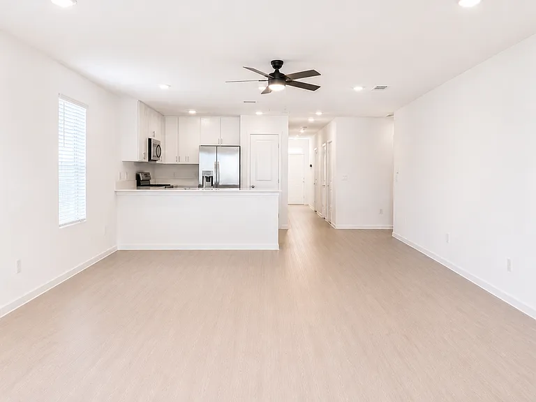 2207 Allison Crk — Photo 6