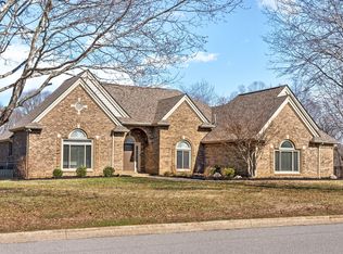 2213 Foxfire Rd, Clarksville, TN 37043