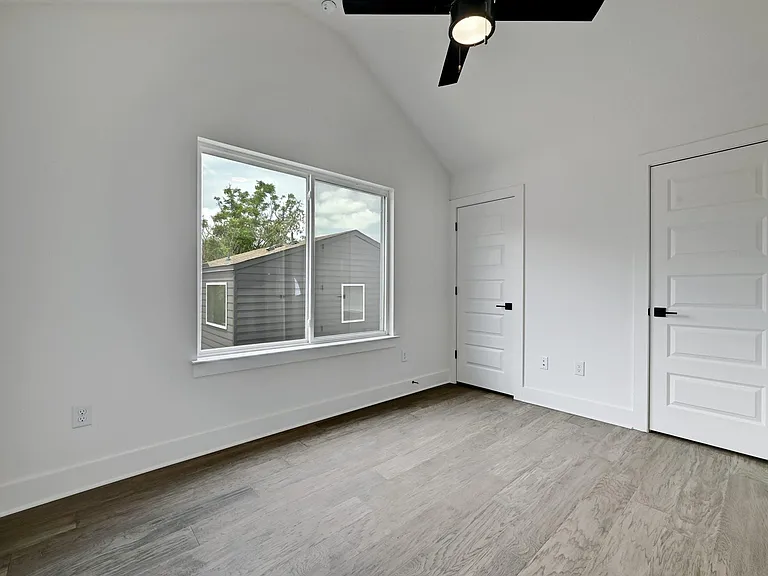 2308 Maxwell Ln #1 — Photo 14
