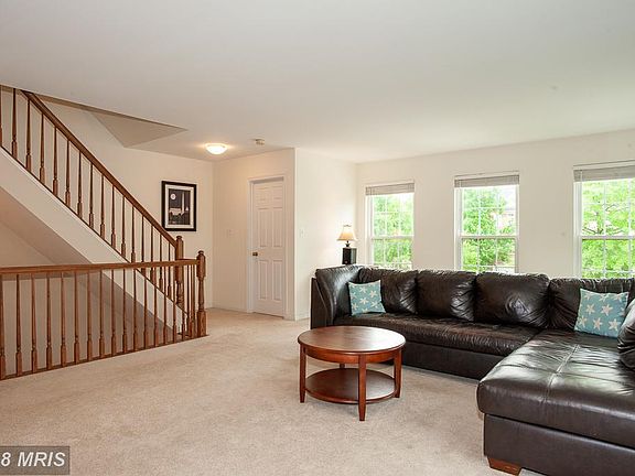 3rd image of 6524 Kelsey Point Cir