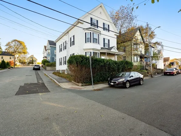 55 Butler St, Salem, MA 01970