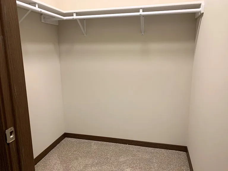 Bedroom B closet