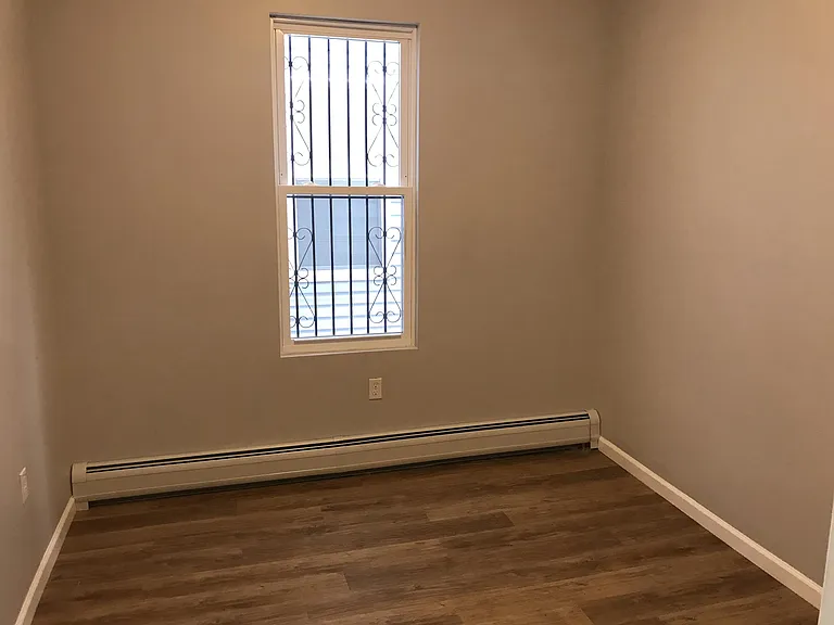 416 S 17th St #1 — Photo 11