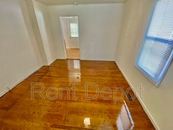 5th image of 1809 Shelby Ave