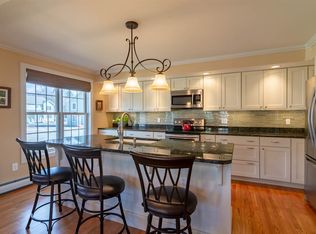 217 E Branch Farms UNIT 20, Manchester Center, VT 05255