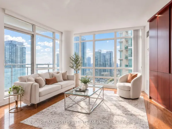 381 Front St W Unit 3011, Toronto, ON M5V 3R8