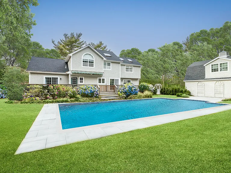 11 Powder Hill Ln — Photo 2