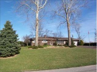 55996 Channel View Dr, Elkhart, IN 46516