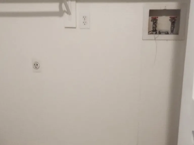 203 NE Churchill St — Photo 18