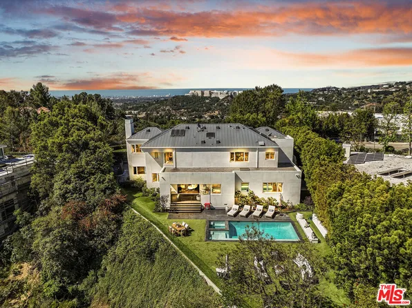 1116 Linda Flora Dr, Los Angeles, CA 90049