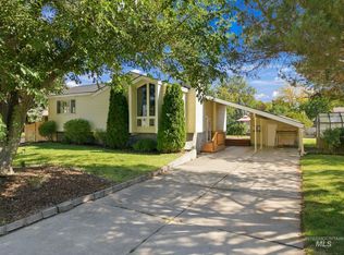 7836 W Hummel Dr, Boise, ID 83709