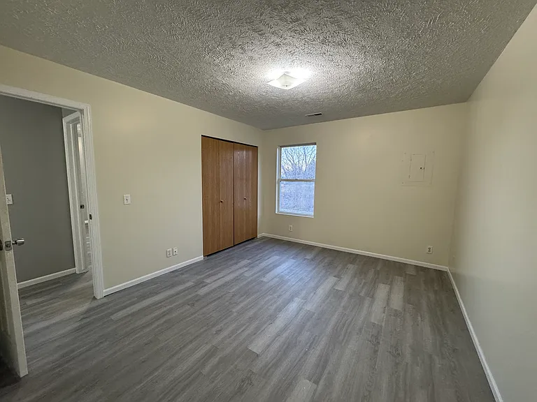 642 Lamont Dr — Photo 14