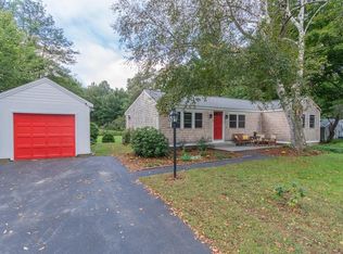 40 Birch Meadow Rd, Merrimac, MA 01860