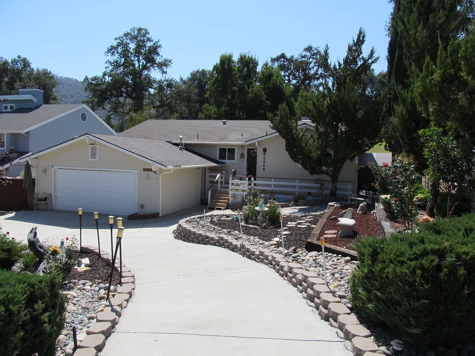 40540 Goldside Dr photo 1