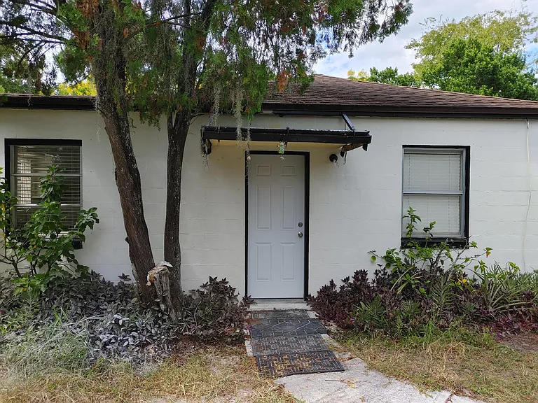2614 Orange Ave — Photo 4