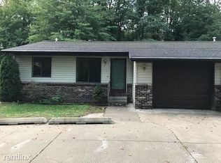 16774 Taft Rd, Spring Lake, MI 49456