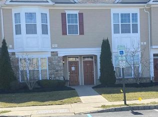 910 Van Gogh Ct, Williamstown, NJ 08094