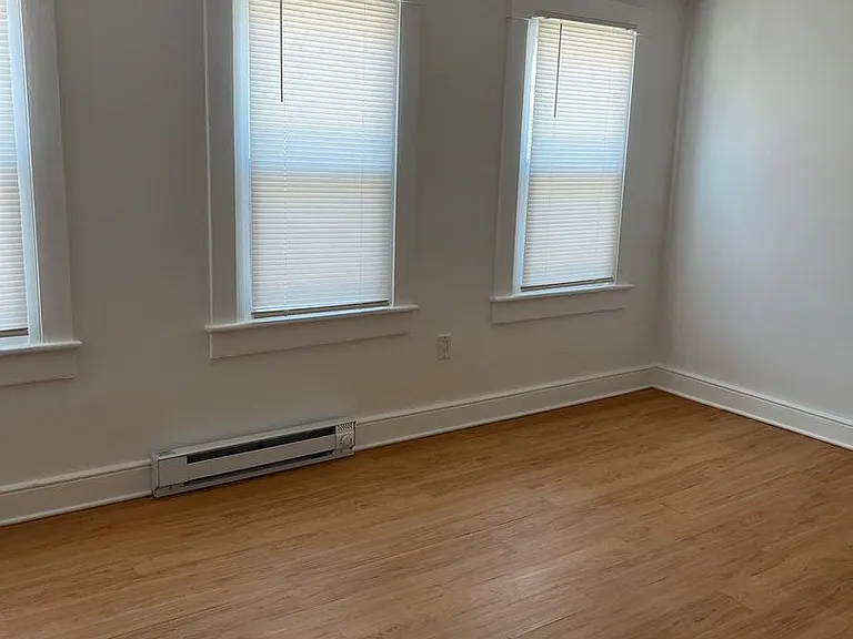 638 High St — Photo 8