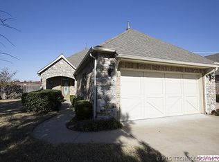 2505 W East St, Jenks, OK 74037