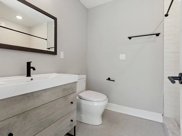 1914 N Gratz St #A — Photo 10
