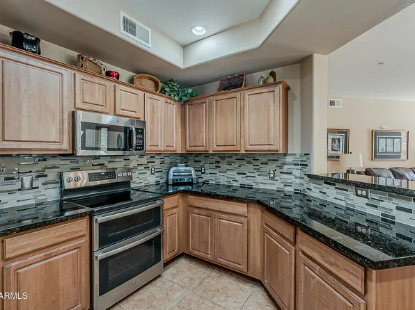 14575 W MOUNTAIN VIEW Boulevard #411, Surprise, AZ 85374
