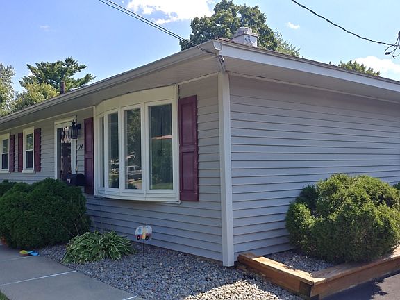 4th image of 14 Larchmont Dr