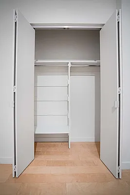 Rented by Waldstar Real Estate LLC | media 9